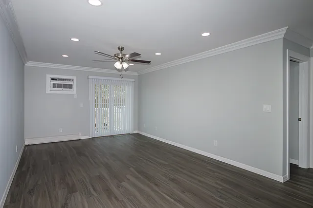 Fairfield Townhouses At Holtsville — Photo 29