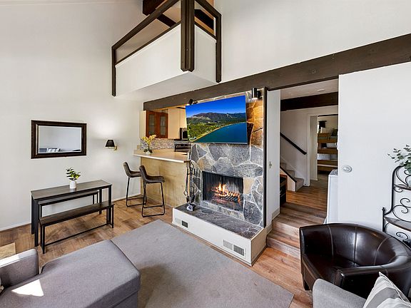 4th image of 3115 N Lake Blvd #87