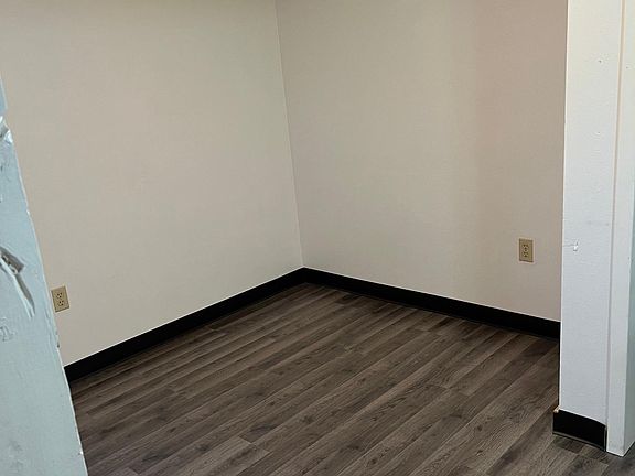 5th image of 1519 America Ave NW