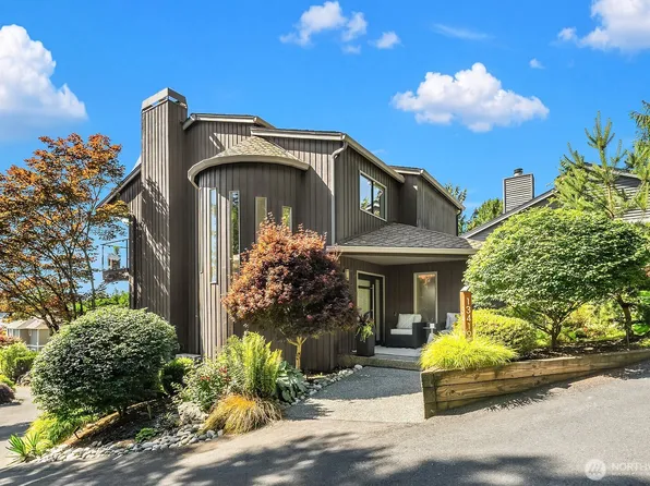 13419 Holmes Point Drive NE, Kirkland, WA 98034