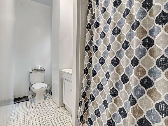 5th image of 412 W 49th St APT 2A