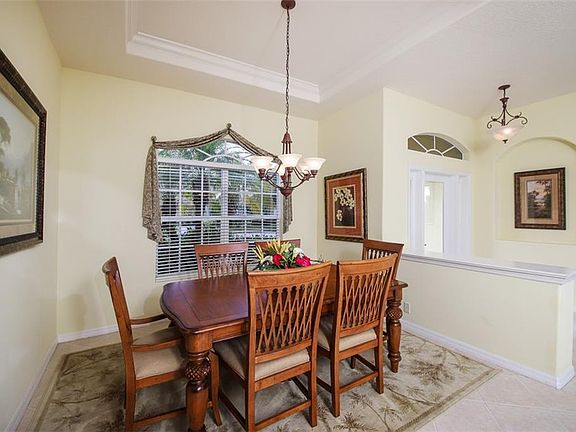 5th image of 1058 Tuscany Blvd