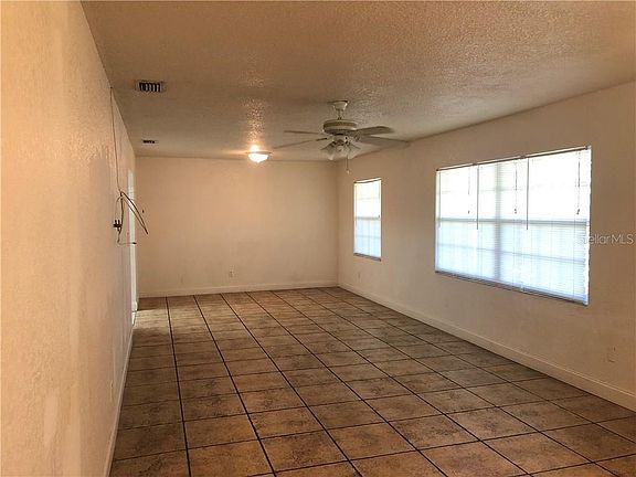3rd image of 1308 S Parsons Ave APT A
