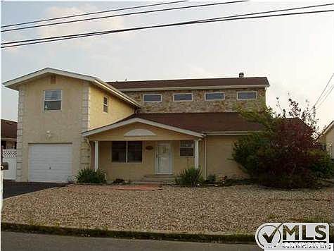 3rd image of 317 Aldo Dr