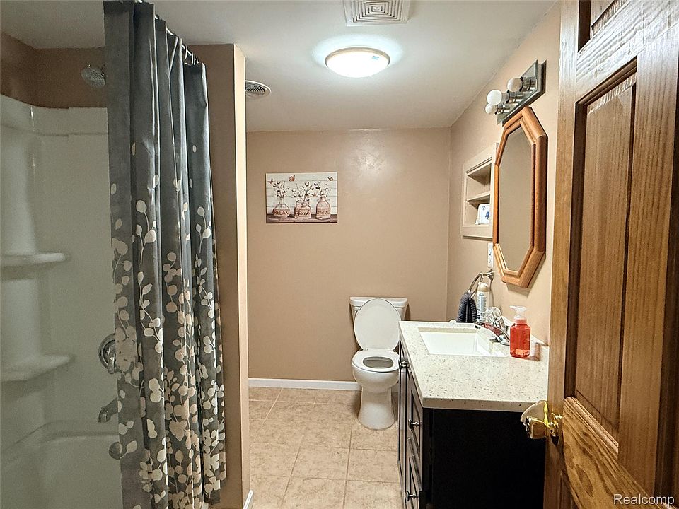 2682 Range Rd, photo 6