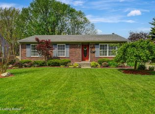 8613 Glaser Ln, Louisville, KY 40291