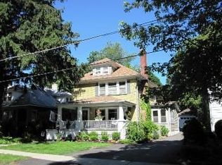 6 Maple Ave, Highland Lakes, NJ 07422