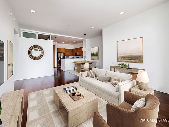 4th image of 500 W Superior St Unit 1313