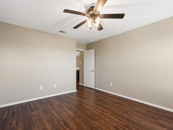 5th image of 245 Loon Lake Dr