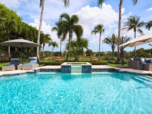 3700 Embassy Dr, West Palm Beach, FL 33401