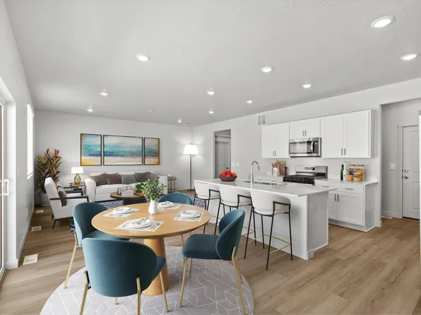 944 E Cody St, Eagle Mountain, UT 84005