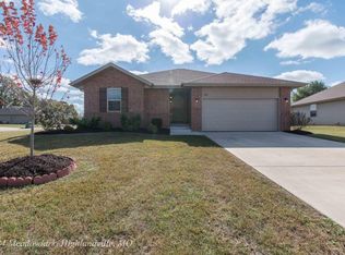 284 Meadowlark St, Highlandville, MO 65669