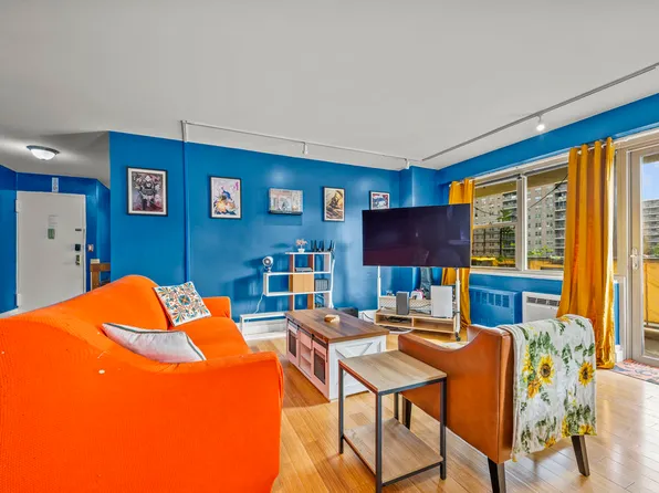 1065 Vermont Street image 4 of 27