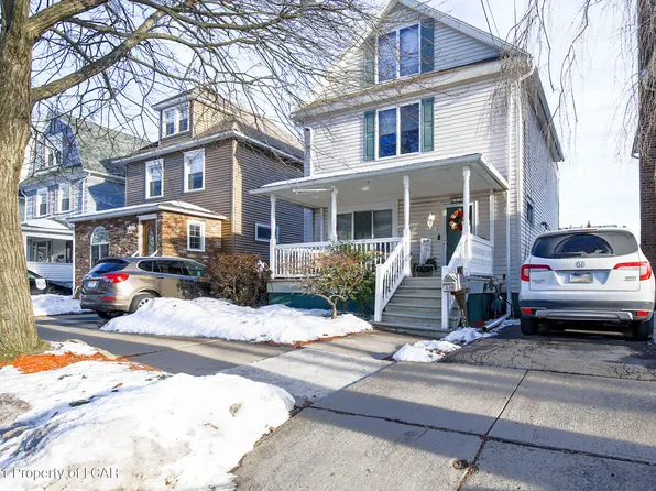 121 N Atherton Ave, Kingston, PA 18704