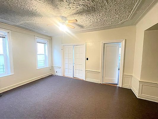 3rd image of 303 Crown St APT 2