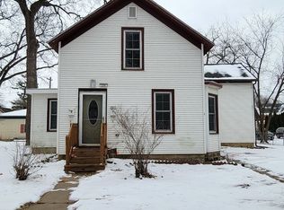 114 S 4th St #2, River Falls, WI 54022