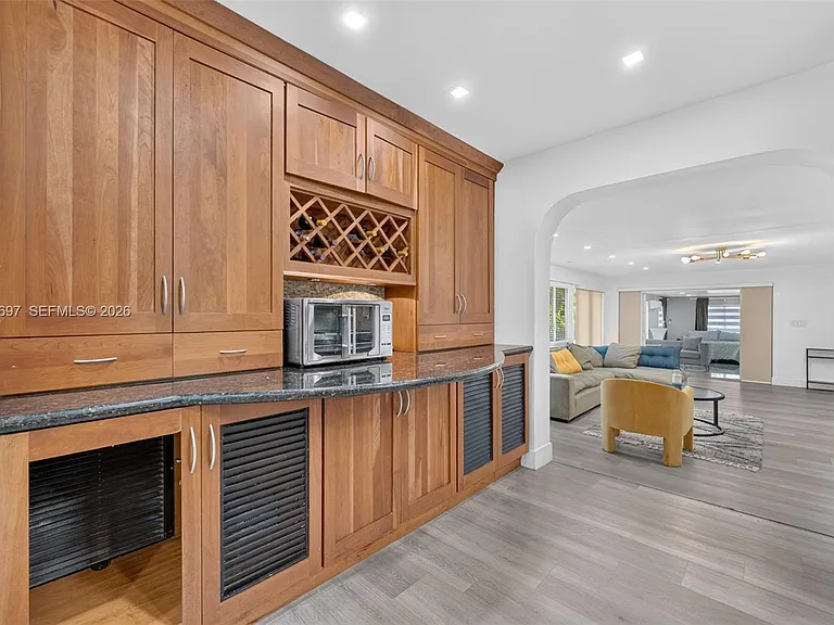 1532 Fletcher St — Photo 11