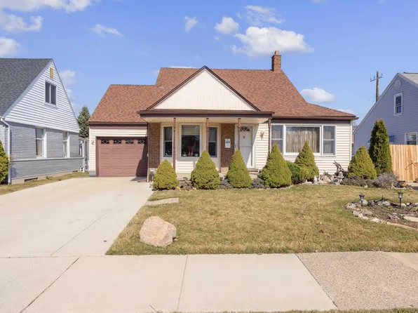 18221 Frazho Rd, Roseville, MI 48066