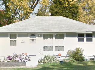 95 Maple Dr, Florissant, MO 63031