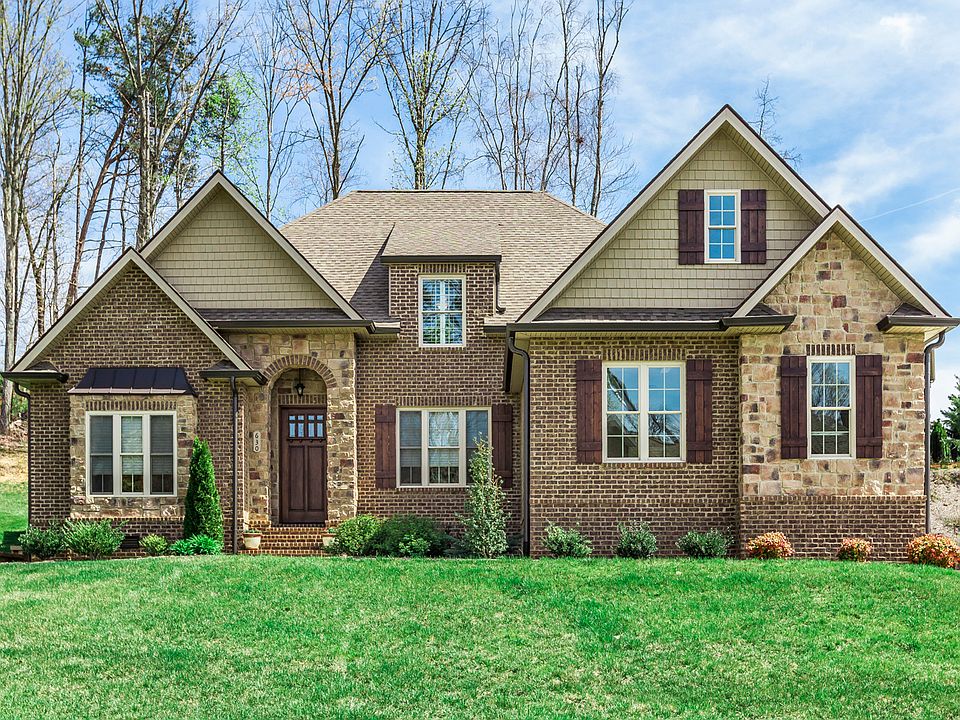 1st image of 630 Oak Cove Ln