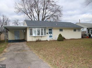 825 Dunbury Rd, Fairless Hills, PA 19030