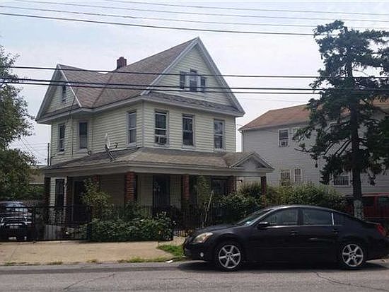 1st image of 146CW-11 Farmers Blvd