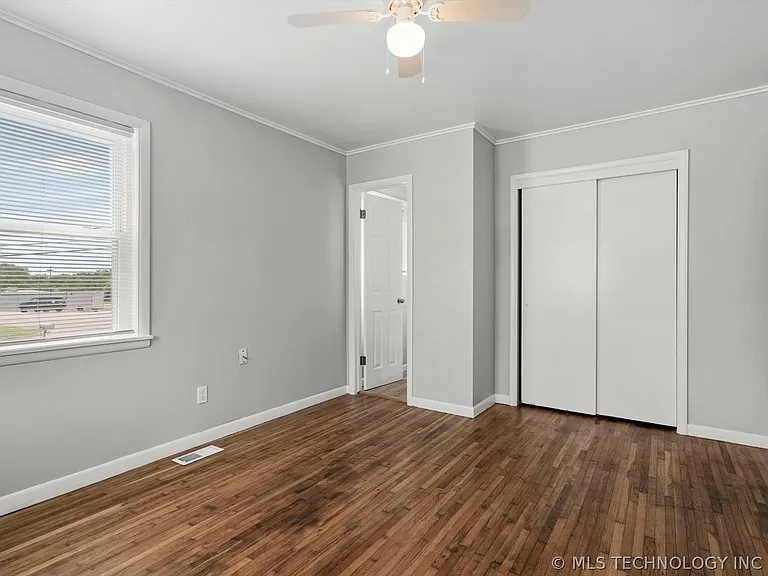 524 W Toledo St — Photo 18