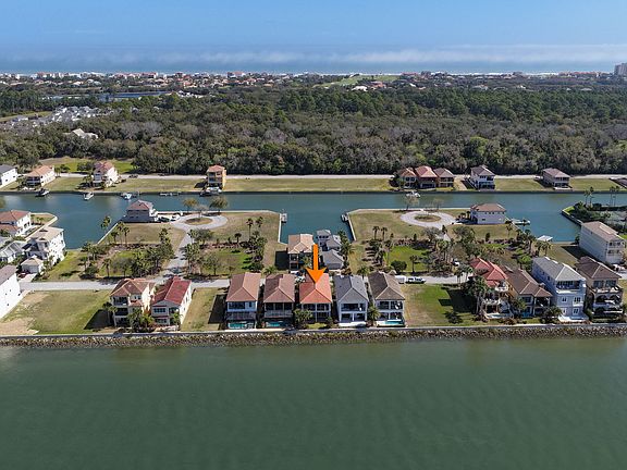 3rd image of 262 Yacht Harbor Dr
