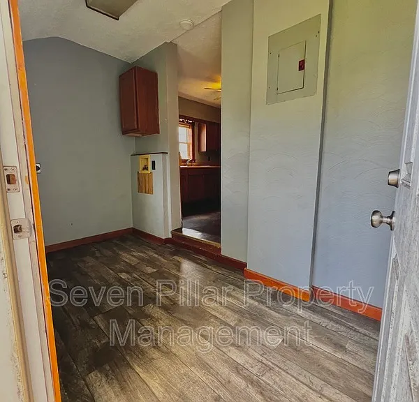 504 Martin St — Photo 19