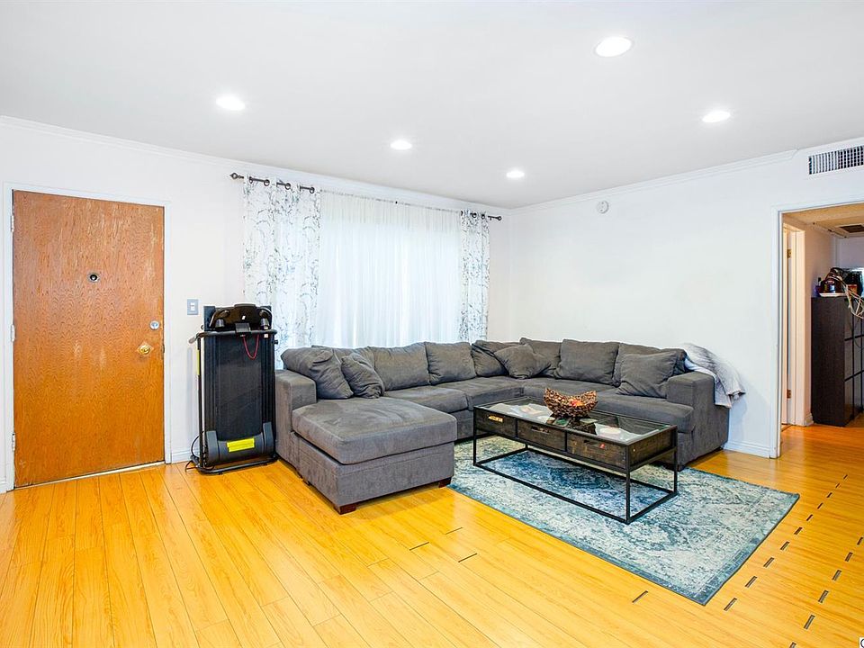 1st image of 330 N Howard St APT 107