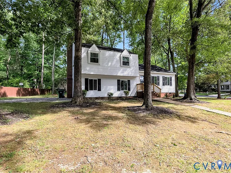 9015 Covewood Rd — Photo 31