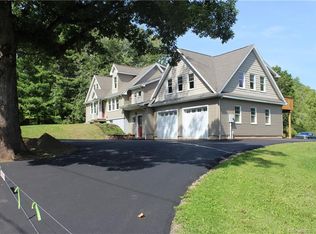 31 Mahoney Rd, East Windsor, CT 06088