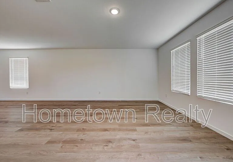 9612 NW 123rd St — Photo 9