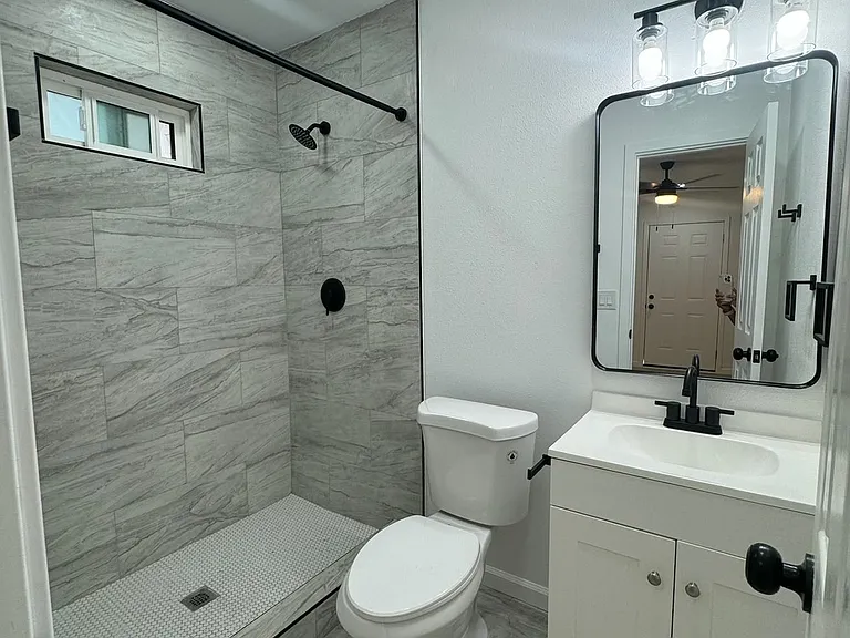 1016 Cedar Brk — Photo 9