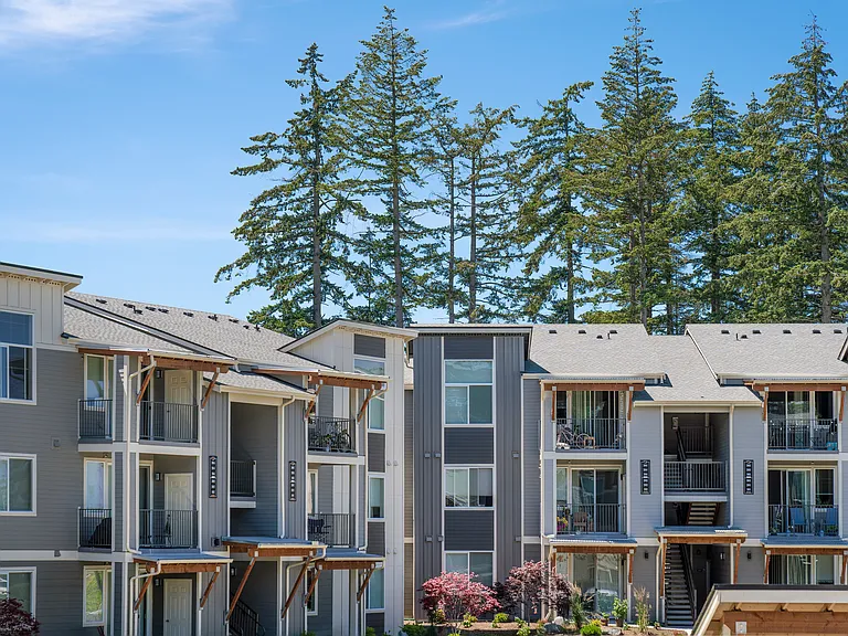 1500 Orchard Apartment Buildings
