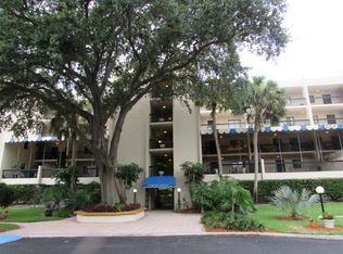 204 Tarpon Point, Tarpon Springs, FL 34689