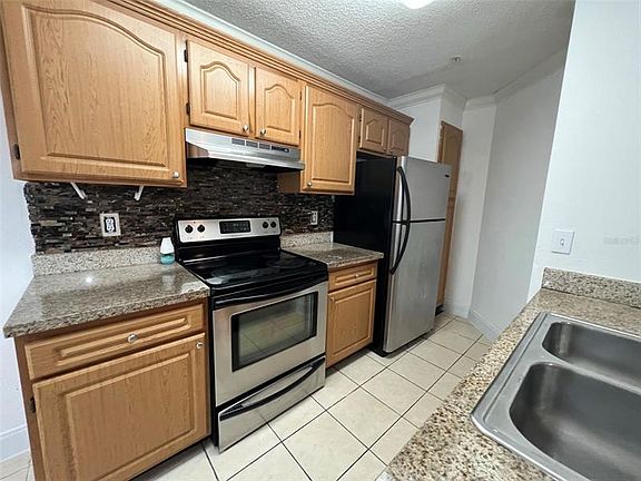 5th image of 621 Dory Ln Unit 102