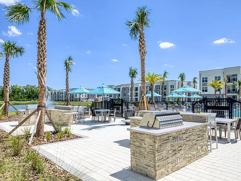 The Pointe at Davis Creek — Photo 8