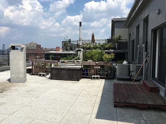 Rented by Cyberapts Management | media 26