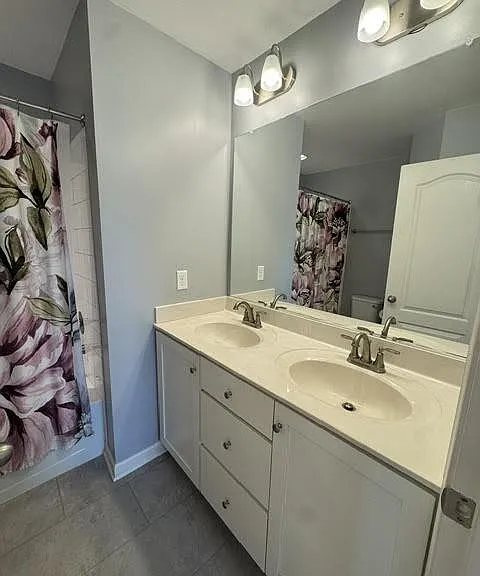 110 Copeley Cir — Photo 19