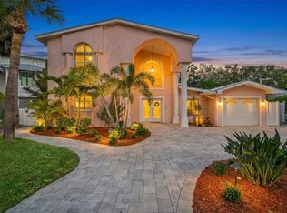 536 Baywood Dr N, Dunedin, FL 34698