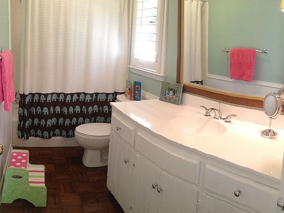 Bedroom 5 with full bath