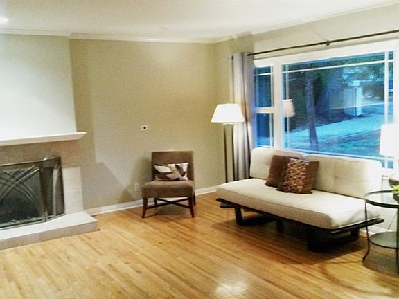 2nd image of 10049 Leona Ave