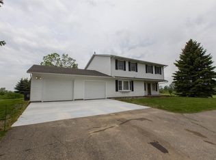 2568 Vandekarr Rd, Owosso, MI 48867