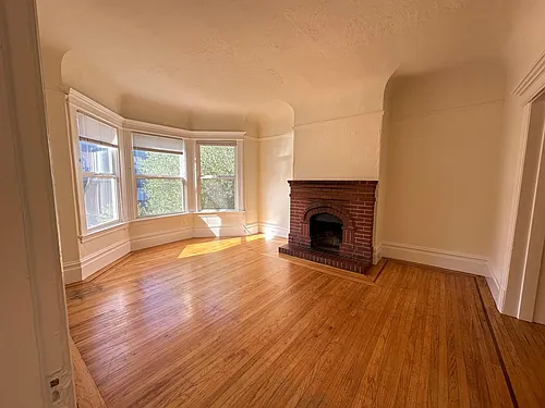 1370 5th Ave Photo 1