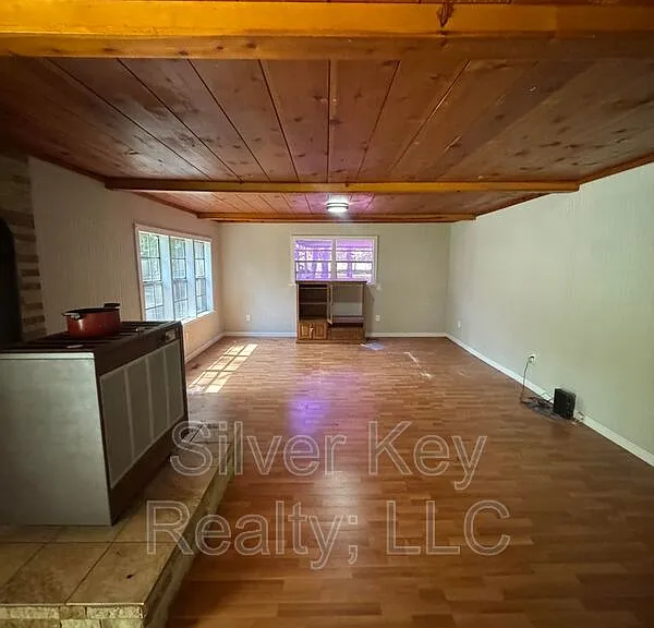 4878 Cottonport Rd — Photo 4