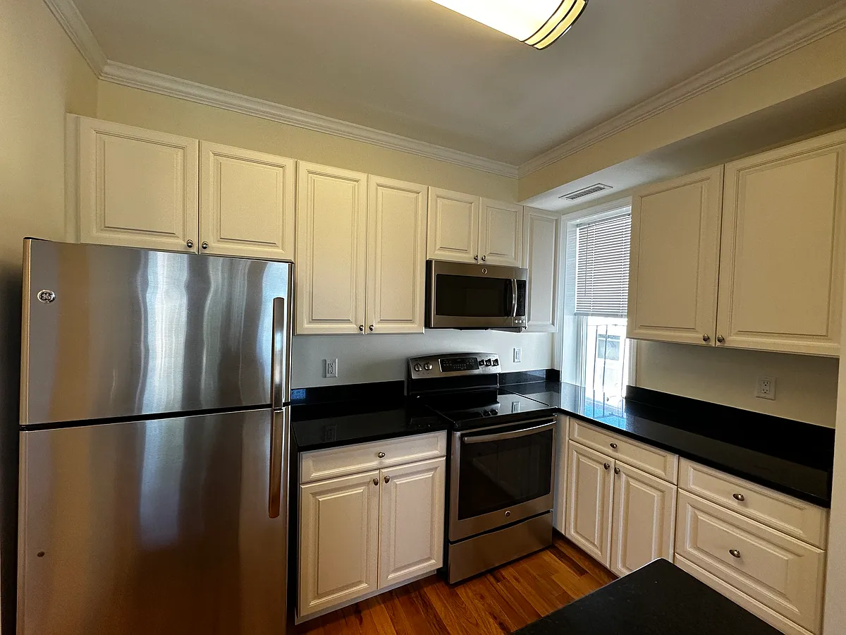 Building Photo - 3 Chauncy St #11D
