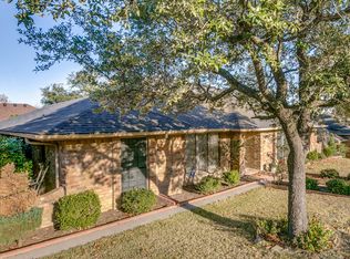 2934 Apple Valley Dr, Garland, TX 75043