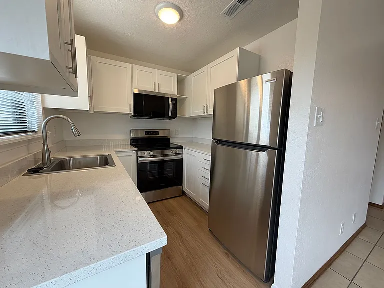 1307 Rufina Ln #3 — Photo 13