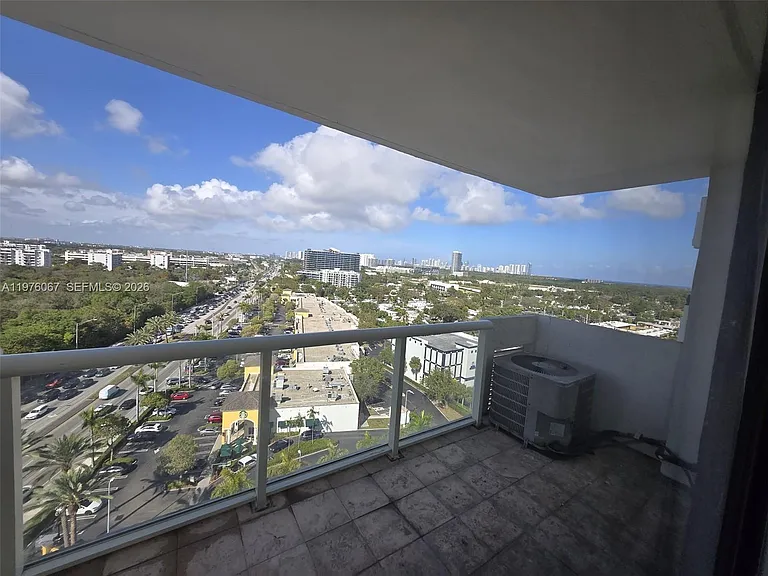 13499 Biscayne Blvd #1505 — Photo 19